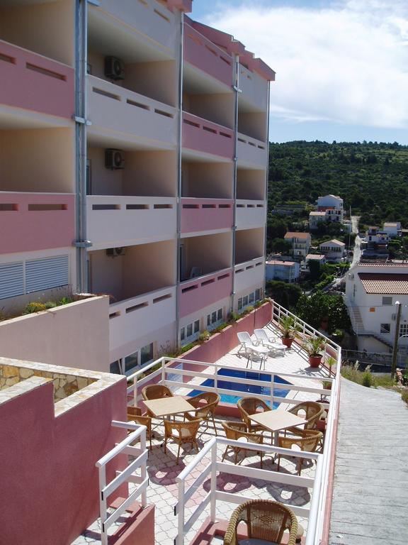 Apartment Mavarcica *